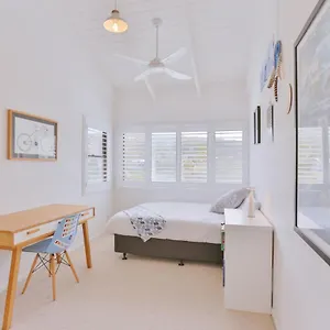  Holiday home 15 Mcanally Drive Fabulous Family With Magnificent Ocean Views Pool Walk To Australia